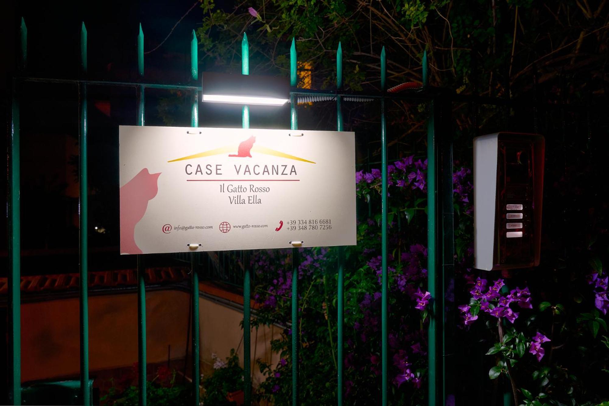 Casa Vacanze Il Gatto Rosso Trecase Exteriör bild